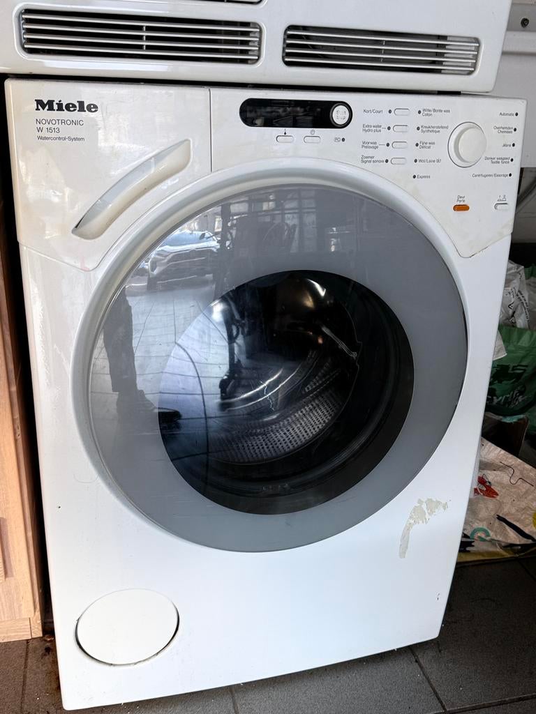 Miele W1513 Wasmachine., Elektronische apparatuur, Wasmachines, Gebruikt, Voorlader, 6 tot 8 kg, 85 tot 90 cm, 1200 tot 1600 toeren