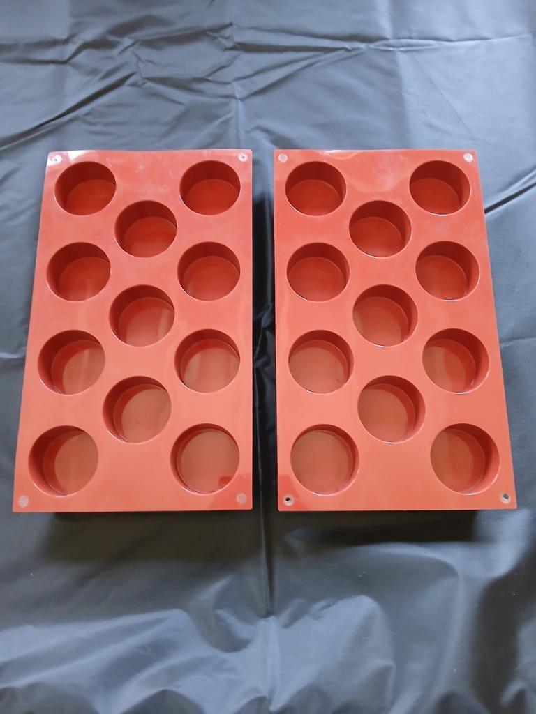Set van 2 siliconen taartvormige muffinvormpjes met 11 cilin, Ophalen of Verzenden
