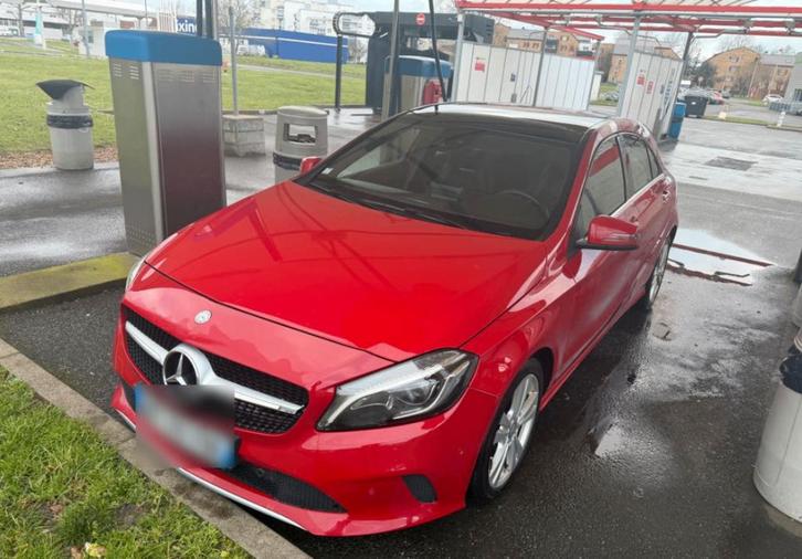 Mercedes A250 Blueefficiency 211 cv, Auto's, Mercedes-Benz, Particulier, A-Klasse, ABS, Alarm, Bluetooth, Boordcomputer, LED verlichting