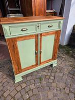 Mooi oud dressoir, massief grenen zaalmeubilair., Ophalen