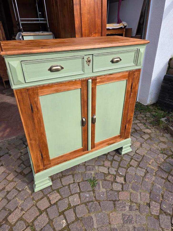 Mooi oud dressoir, massief grenen zaalmeubilair., Huis en Inrichting, Kasten | Lockerkasten, Ophalen