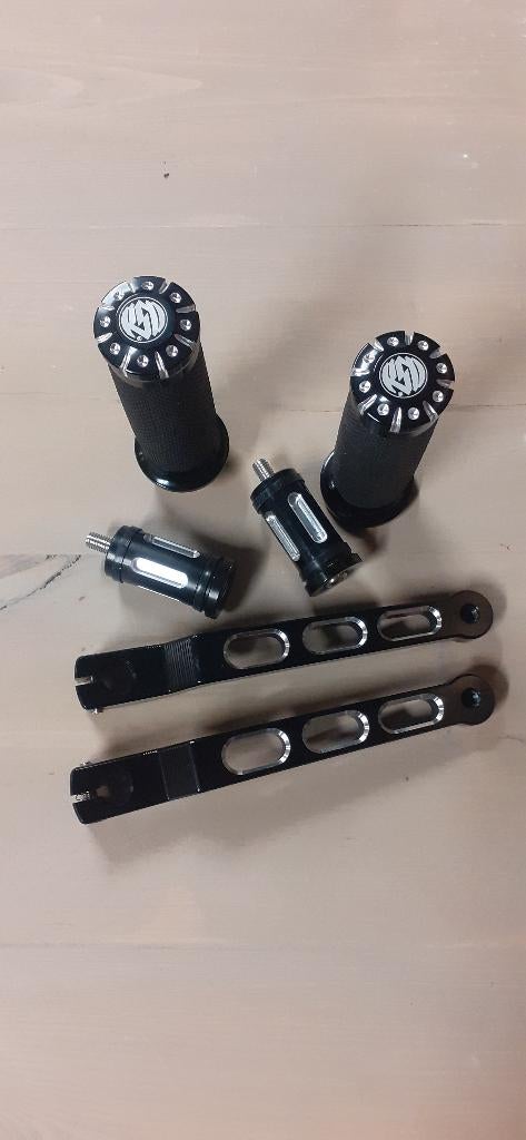 Setje handvaten RSD design, Motoren, Ophalen