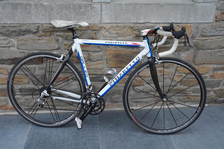 vélo de course Pinarello, Fietsen en Brommers, Fietsen | Heren | Sportfietsen en Toerfietsen, Gebruikt, Overige merken, 10 tot 15 versnellingen
