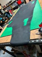 Zwarte halve huid 1,8-2 mm dikte soepel en glad A-116, Hobby en Vrije tijd, Ophalen of Verzenden, Zo goed als nieuw