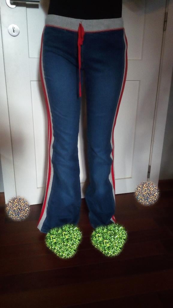 un jeans/ mis juste pour la photo /t.14 ans, Kinderen en Baby's, Kinderkleding | Maat 164, Ophalen of Verzenden