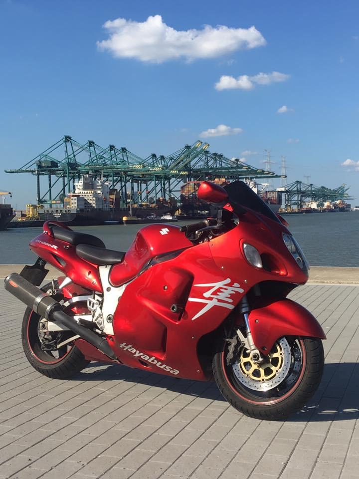 Suzuki GSX1300R, Sportuitlaat, 1340 cc, 4 cilinders, Motorrijbewijs A