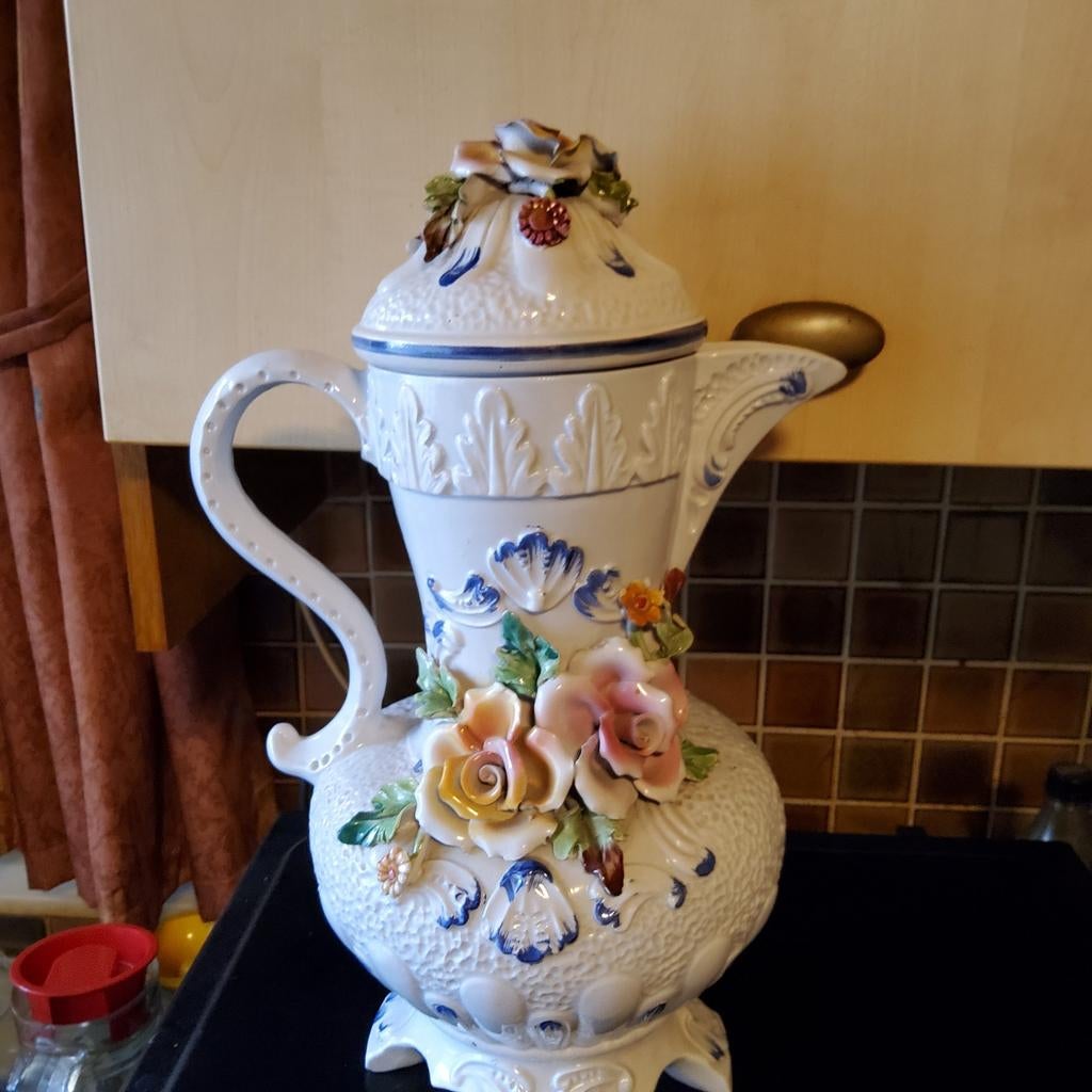 Joli vase, Enlèvement