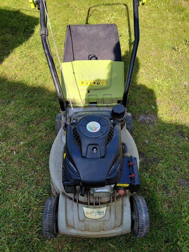 Une tondeuse a essence, Jardin & Terrasse, Tondeuses à gazon, Enlèvement