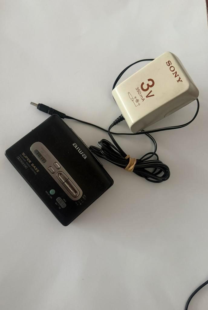 Walkman aiwa HS-PX347, TV, Hi-fi & Vidéo, Walkman, Discman & Lecteurs de MiniDisc, Walkman ou Baladeur, Enlèvement ou Envoi