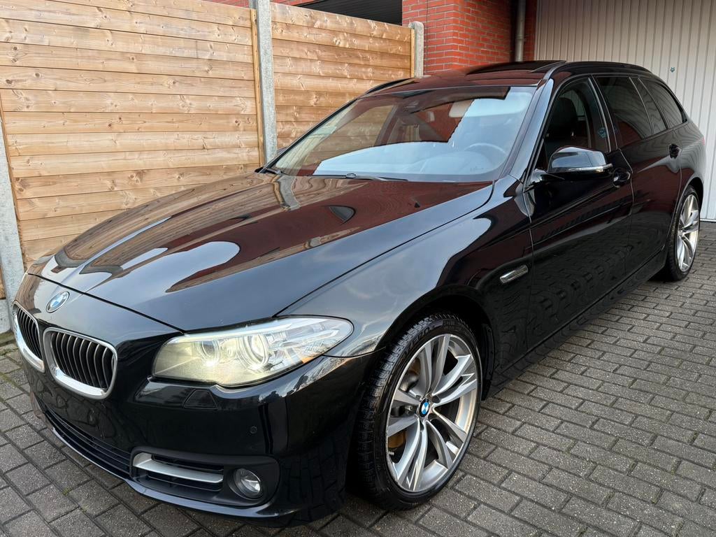 BMW 518d Touring Euro6b, Auto's, BMW, Euro 6, Zwart, Particulier, Achteruitrijcamera