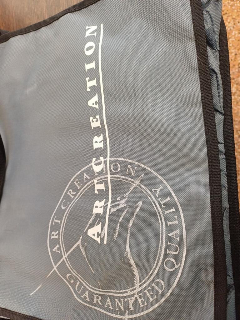 Sac de peintre, Enlèvement