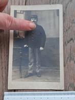 Retro foto van man in uniform, Ophalen of Verzenden