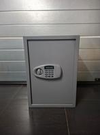 Elektronische Kluis met code en sleutel, Huis en Inrichting, Brandblussers en Brandkasten, Ophalen, Nieuw, Brandkast