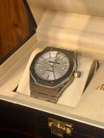 Audemars Piguet Royal Oak, Grande Tapisserie wijzerplaat, Enlèvement ou Envoi, Acier, Acier, Neuf