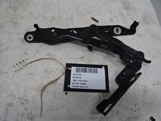 COFFRE COUVERCLE CHARNIERE DROIT Alfa Romeo 159 (939AX), Utilisé, Alfa Romeo