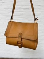 Delvaux fichu crossbody bag geel, Handtassen en Accessoires, Tassen | Damestassen, Ophalen of Verzenden, Gebruikt, Geel, Handtas