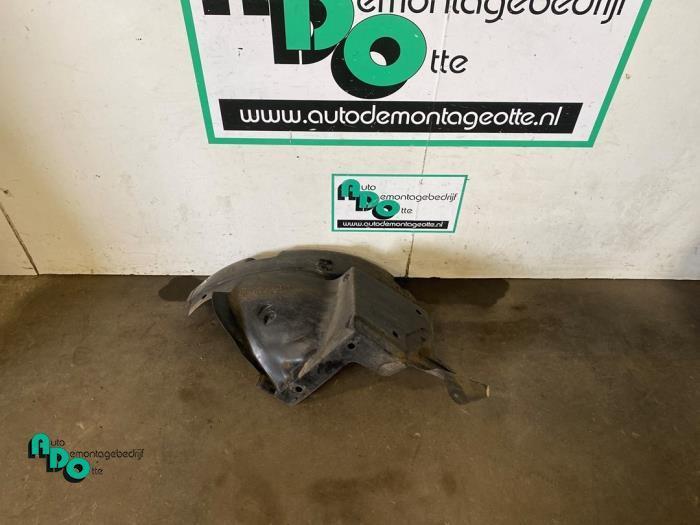 Passage de roue d'un Renault Trafic (Trafic 01-), Autos : Pièces & Accessoires, Carrosserie & Tôlerie, Renault, Utilisé, 3 mois de garantie