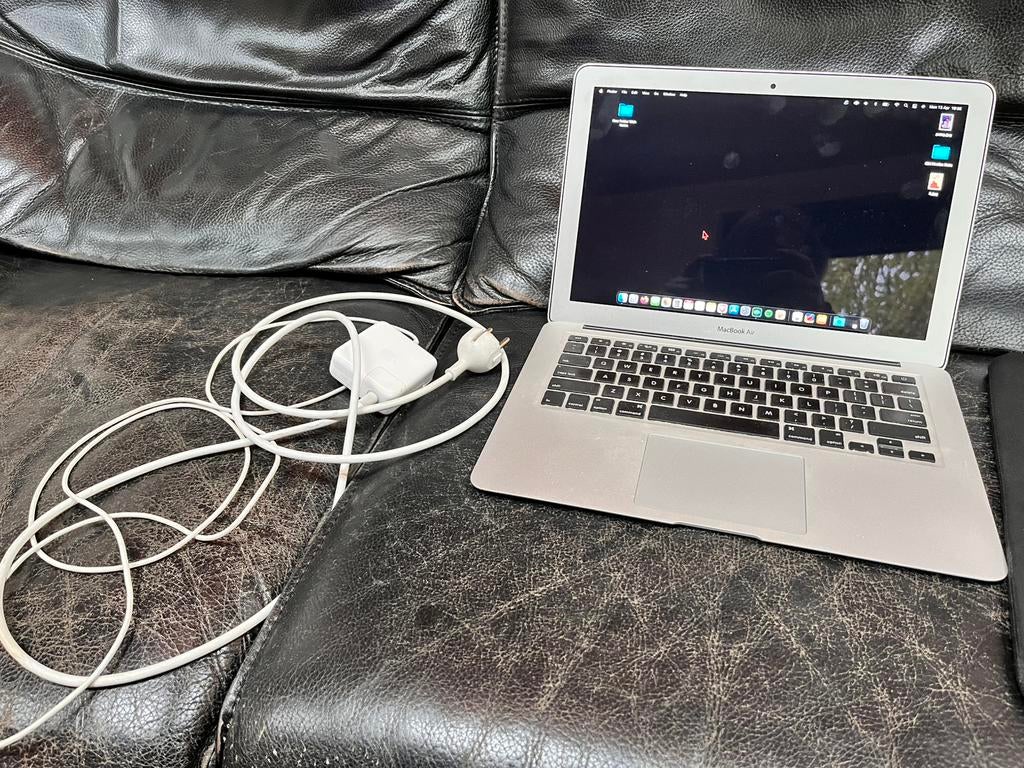 Apple mac book 2017, Ophalen, 256 GB, Qwerty, 8 GB