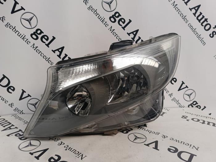 Phare gauche d'un Mercedes Vito, 3 mois de garantie, Utilisé, -, -