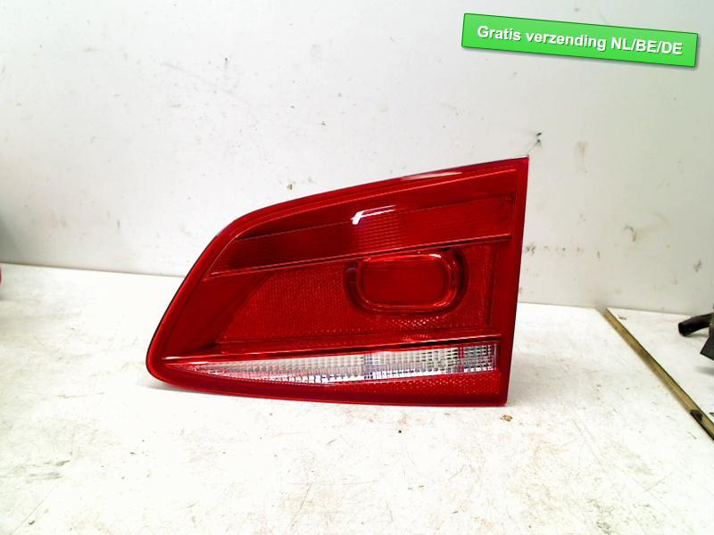 PANNEAU ARRIÈRE DROIT AVEC LAMPE Passat Variant (365), Autos : Pièces & Accessoires, Éclairage, Volkswagen, Utilisé