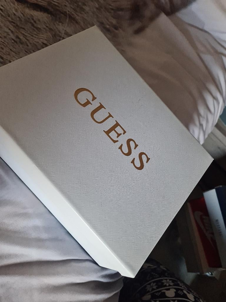 Sneakers guess schoenen, Kleding | Dames, Schoenen, Ophalen, Nieuw, Wit, Sneakers