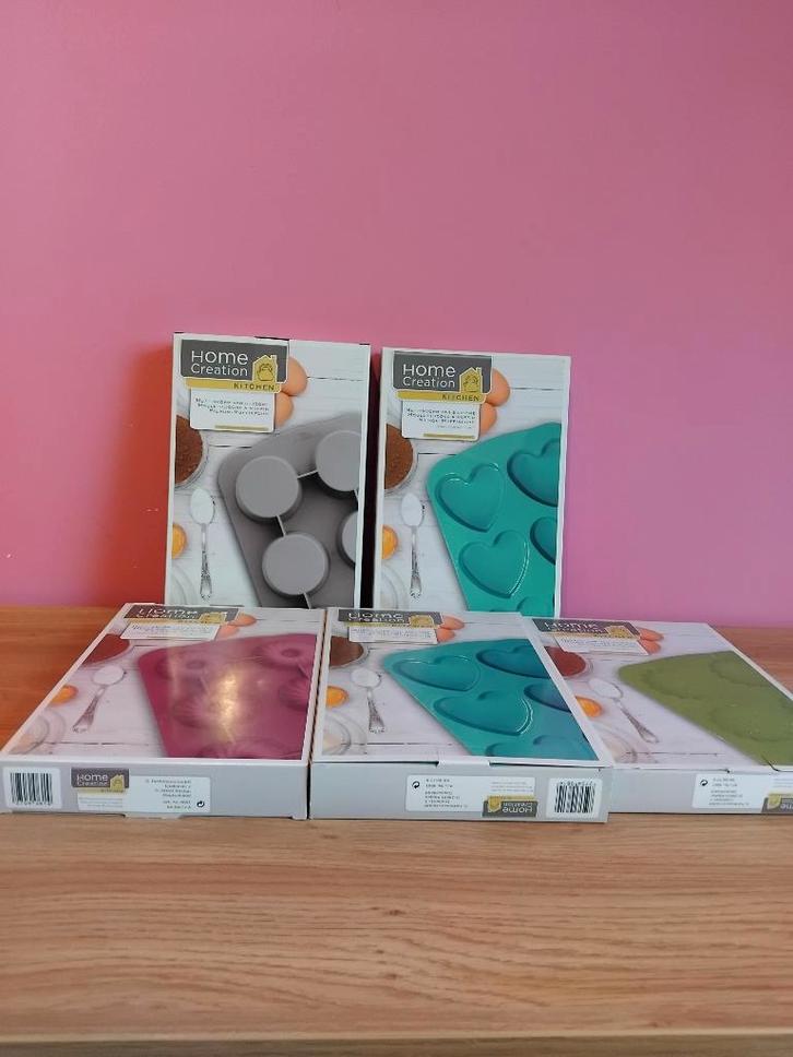 cake en muffinvormen -verschilende soorten, Hobby en Vrije tijd, Taarten en Cupcakes maken, Nieuw, Cupcakes, Ophalen