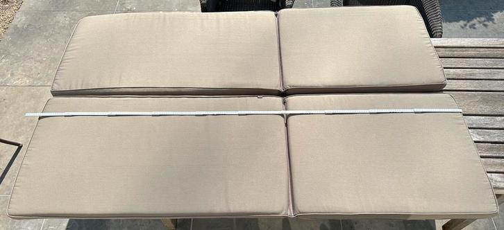 2 Tribu taupe kussens voor op ligbed 1m95 x 60cm, Tuin en Terras, Ligbedden, Gebruikt, Ophalen of Verzenden