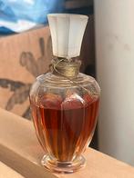 vintage jaren 40 parfum flesje pecheresse van Paul Boyer, Ophalen of Verzenden, Gebruikt, Gevuld