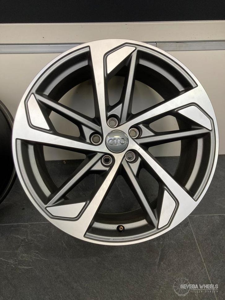 19” originele Audi Q3 F3 velgen 5x112 8.5J 83A601025, Auto-onderdelen, Banden en Velgen, Velg(en), 19 inch, Personenwagen, Gebruikt