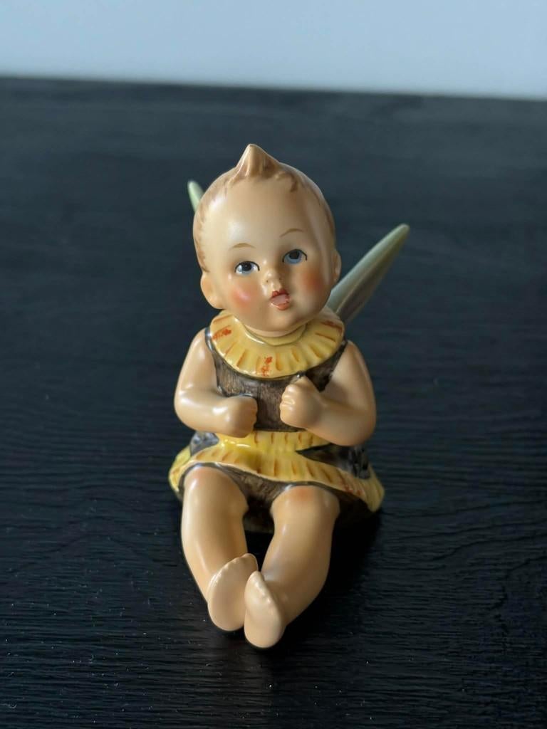 Hummel Goebel Little bee baby angel fairy, Collections, Statues & Figurines, Enlèvement ou Envoi, Comme neuf, Hummel