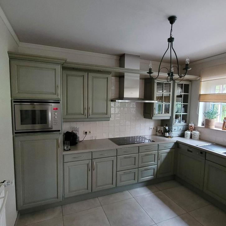 Massief eiken keuken met toestellen Siemens AEG, Maison & Meubles, Cuisine | Cuisines complètes, Utilisé, Cuisine en U, Bleu, Bois