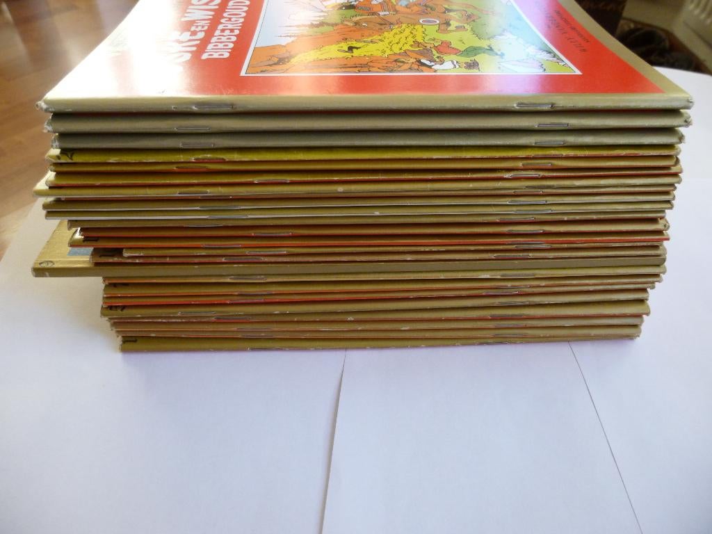 SUSKE EN WISKE COMPLETE SERIE STRIPKLASSIEK UIT JAREN 80, Ophalen of Verzenden, Zo goed als nieuw, Willy Vandersteen, Complete serie of reeks