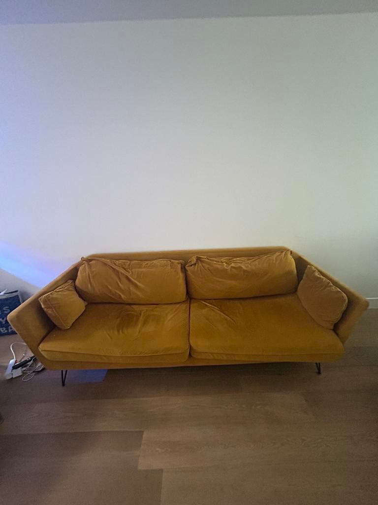 Oranje zetel, Ophalen, Zo goed als nieuw