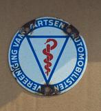 Emaille bordje, autogrille, gril embleem van de VVVA (arts)., Enlèvement ou Envoi, Utilisé, Panneau publicitaire