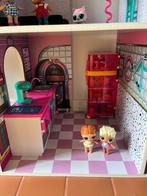 LOL groot poppenhuis met popjes, Ophalen, Zo goed als nieuw, Poppenhuis