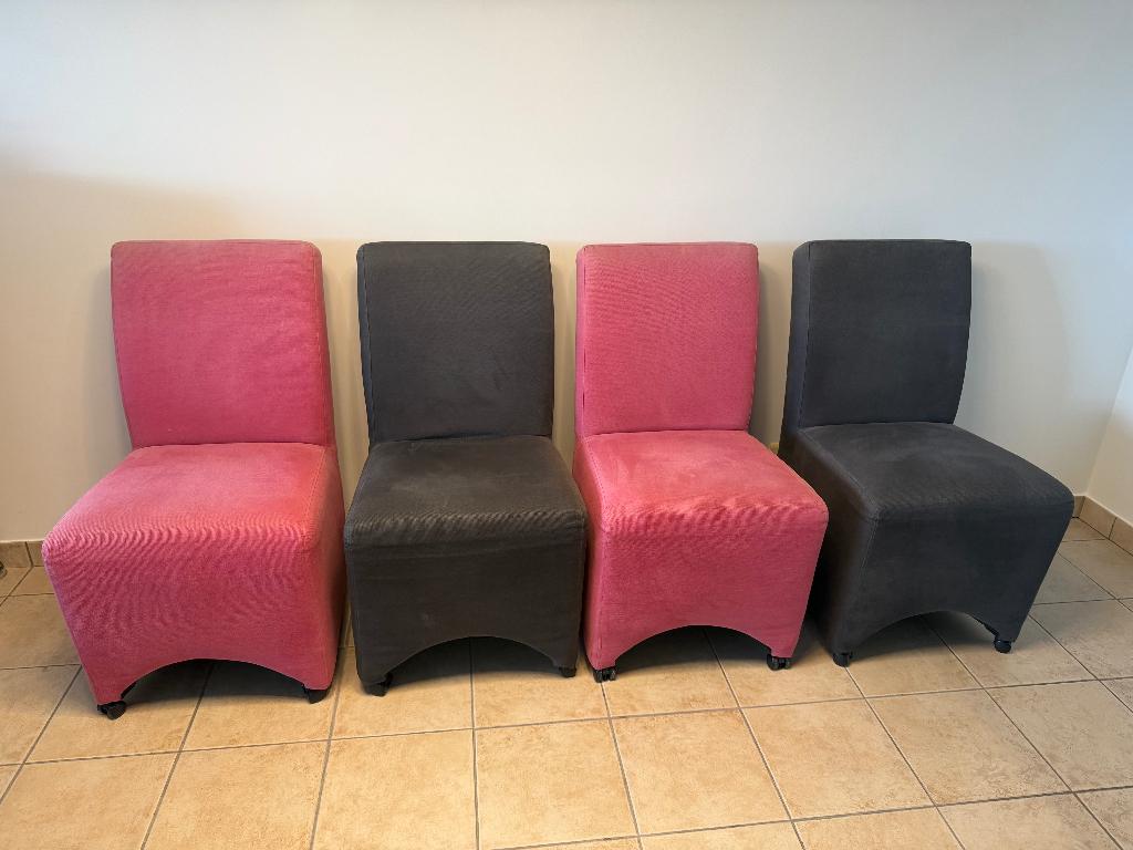4 eetkamerstoelen op wieltjes. Heel mooie kleuren, Ophalen, Gebruikt, Vier, Modern