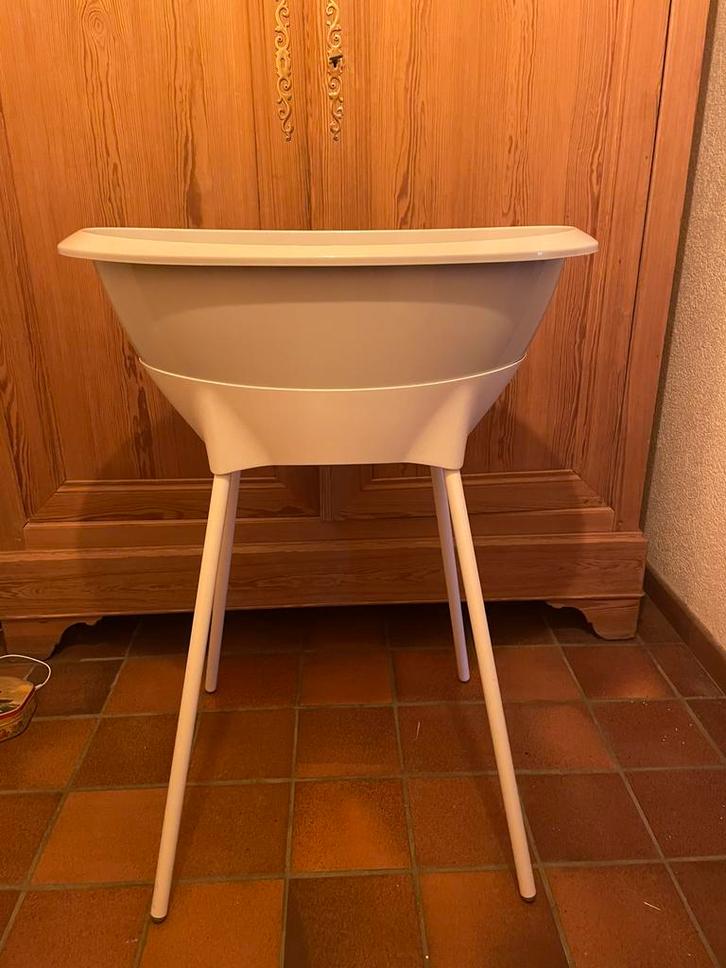 Babybadje op staander en luieremmer, Kinderen en Baby's, Badjes en Verzorging, Zo goed als nieuw, Badje, Overige merken, Ophalen