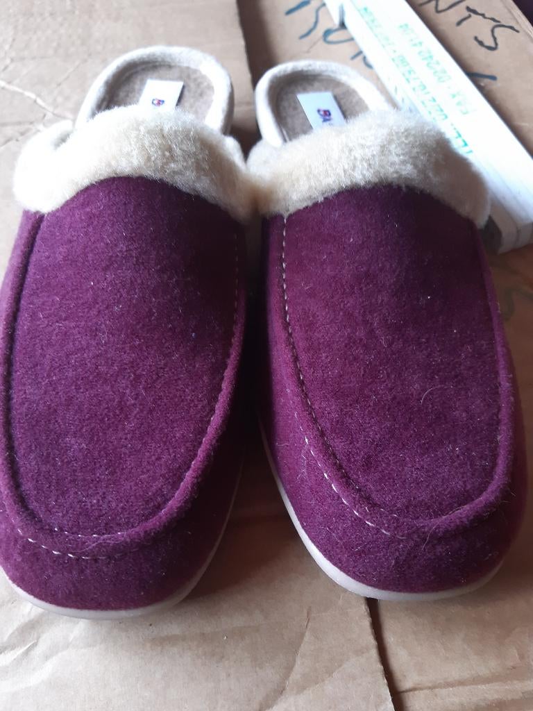 Mules fourrées mauves Damart, Vêtements | Femmes, Neuf, Autres couleurs, Enlèvement, Pantoufles