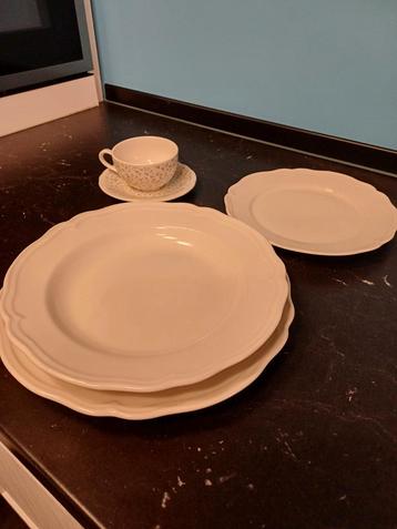Ikea servies 6 personen  beschikbaar voor biedingen