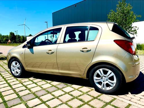 Opel corsa 1.2 benzine, Auto's, Opel, Particulier, Corsa, Airbags, Airconditioning, Bluetooth, Boordcomputer, Centrale vergrendeling