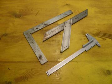 Schuifmaat en winkelhaak beschikbaar voor biedingen