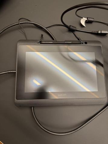Wacom DTH-1152 — 10,1″ Pen & Touch Display beschikbaar voor biedingen