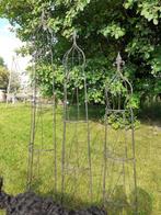 SUPERBE SET DE TROIS GRIMPE PLANTES EN FER FORGE, Enlèvement