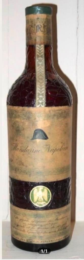Cherche / achète anciennes bouteilles de Mandarine Napoléon, Collections, Vins, Comme neuf, Pleine, Enlèvement