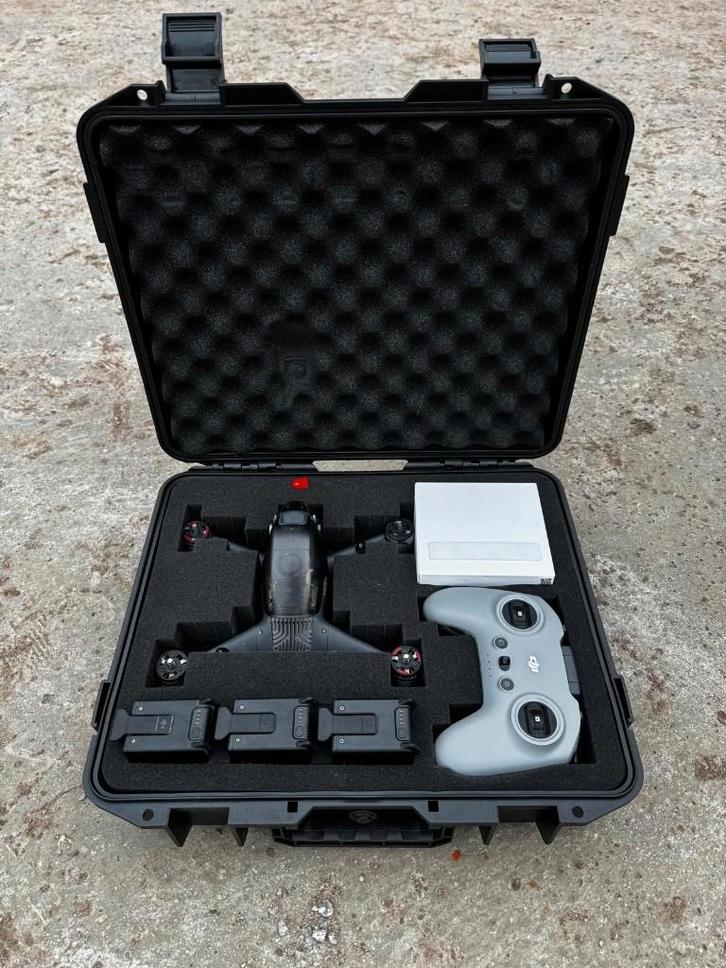 DJI FPV Fly More Combo + hardcase – Compleet – Topstaat, TV, Hi-fi & Vidéo, Drones, Comme neuf, Drone professionnel, Qualité supérieure