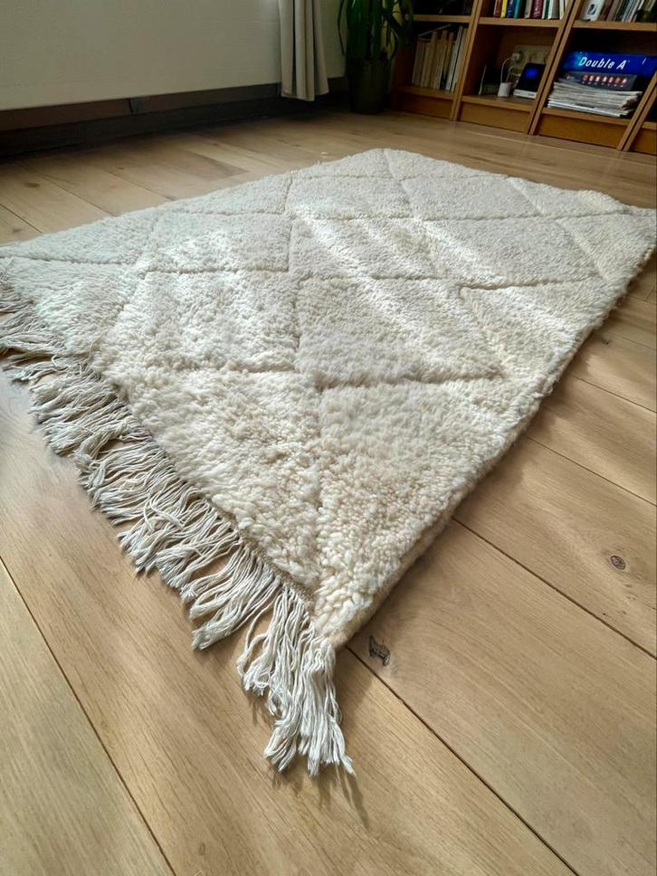 Petit tapis artisanal 100% Laine, Maison & Meubles, Ameublement | Tapis & Moquettes, Neuf, Enlèvement