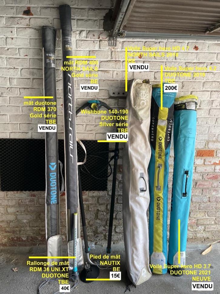 NIEUW 2017 QUATRO board, zeil superhero DUOTONE 2019+tuigage, Watersport en Boten, Windsurfen, Zo goed als nieuw, Plank, Minder dan 250 cm