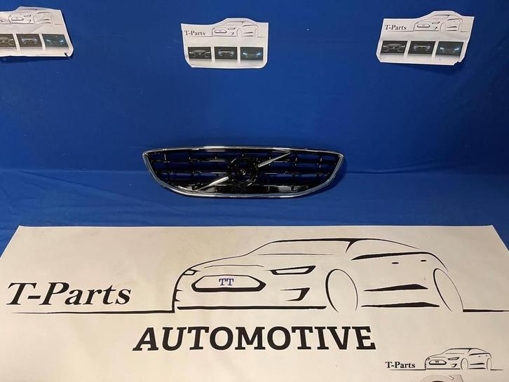 Volvo v40 grill voorbumper Origineel NIEUW, Auto-onderdelen, Carrosserie, Volvo, Voor, Nieuw