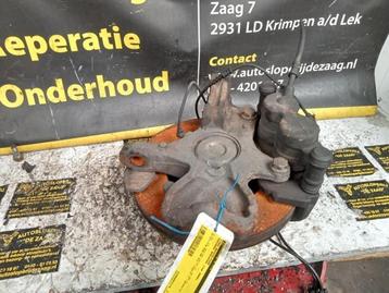 Fusee rechts-voor van een Mercedes Sprinter beschikbaar voor biedingen