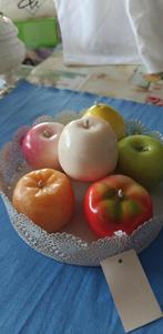 kaarsen in fruit vorm plus metalen schaaltje wit, Enlèvement ou Envoi, Comme neuf, Bougie, Métal